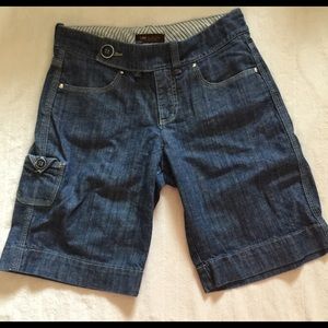Super Cute Lee 4 M shorts! LOVE!!